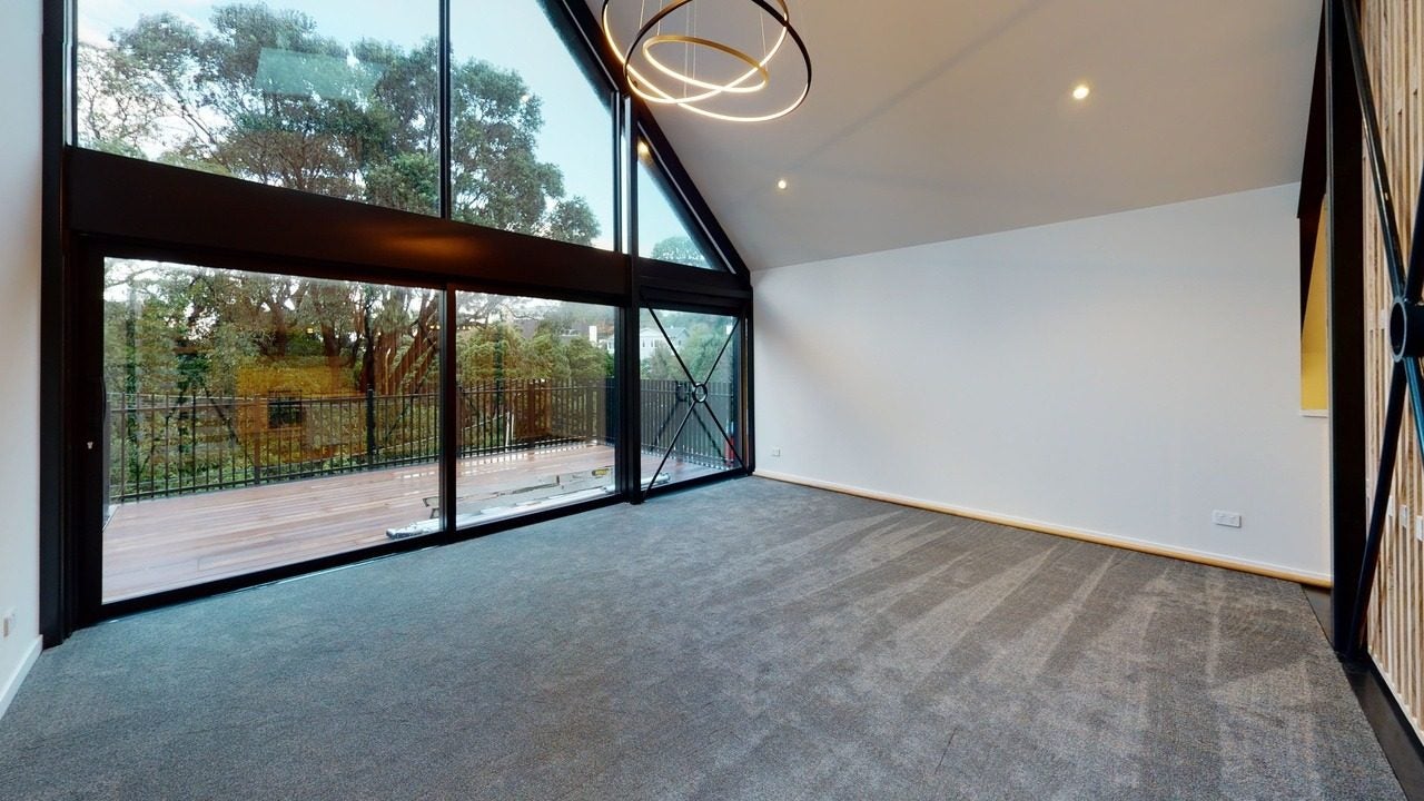 85 Sar Street, Wadestown, Wellington - Carousel 2