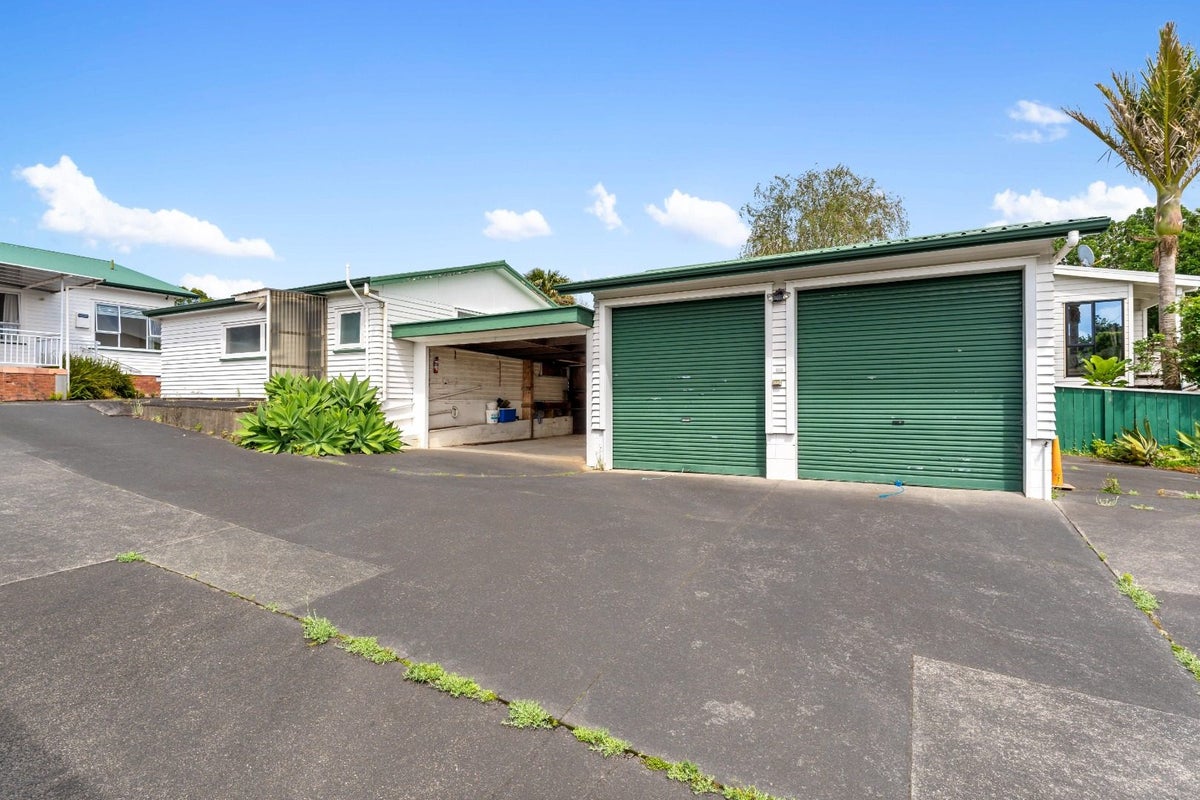 14 Fifth Avenue, Mount Albert, Auckland - Carousel 17