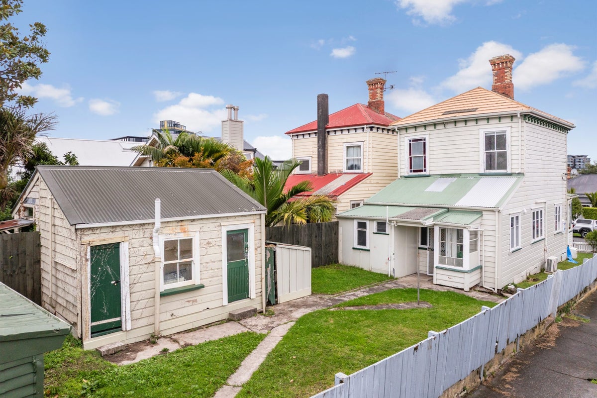 29 Rose Road, Grey Lynn, Auckland - Carousel 2