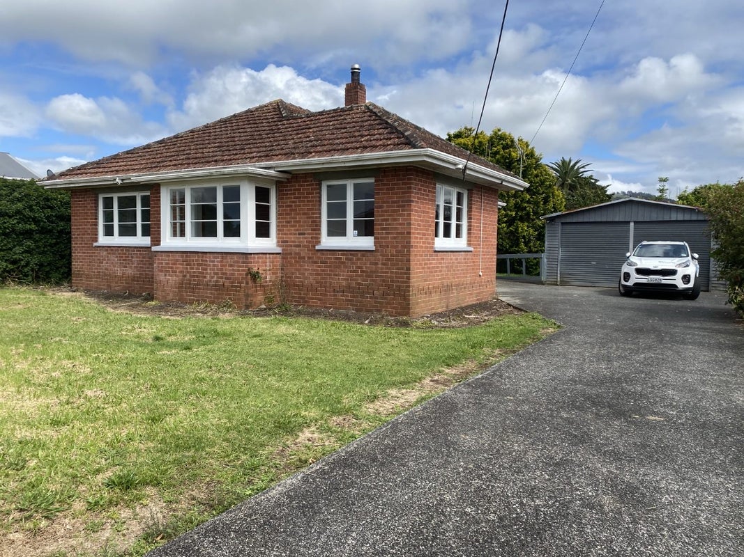10 Station Road, Kamo, Whangarei - Carousel 1