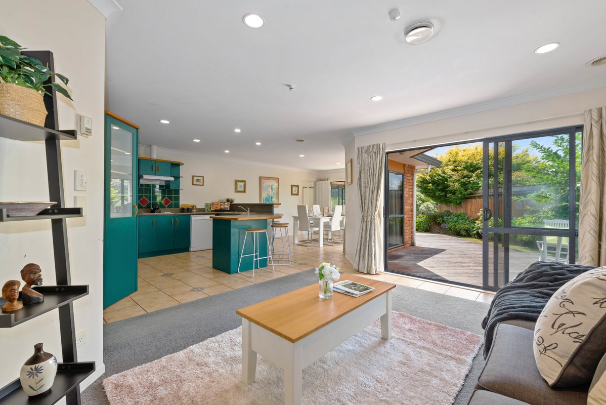 45 Hodgkins Street, Pukehangi, Rotorua - Carousel 1