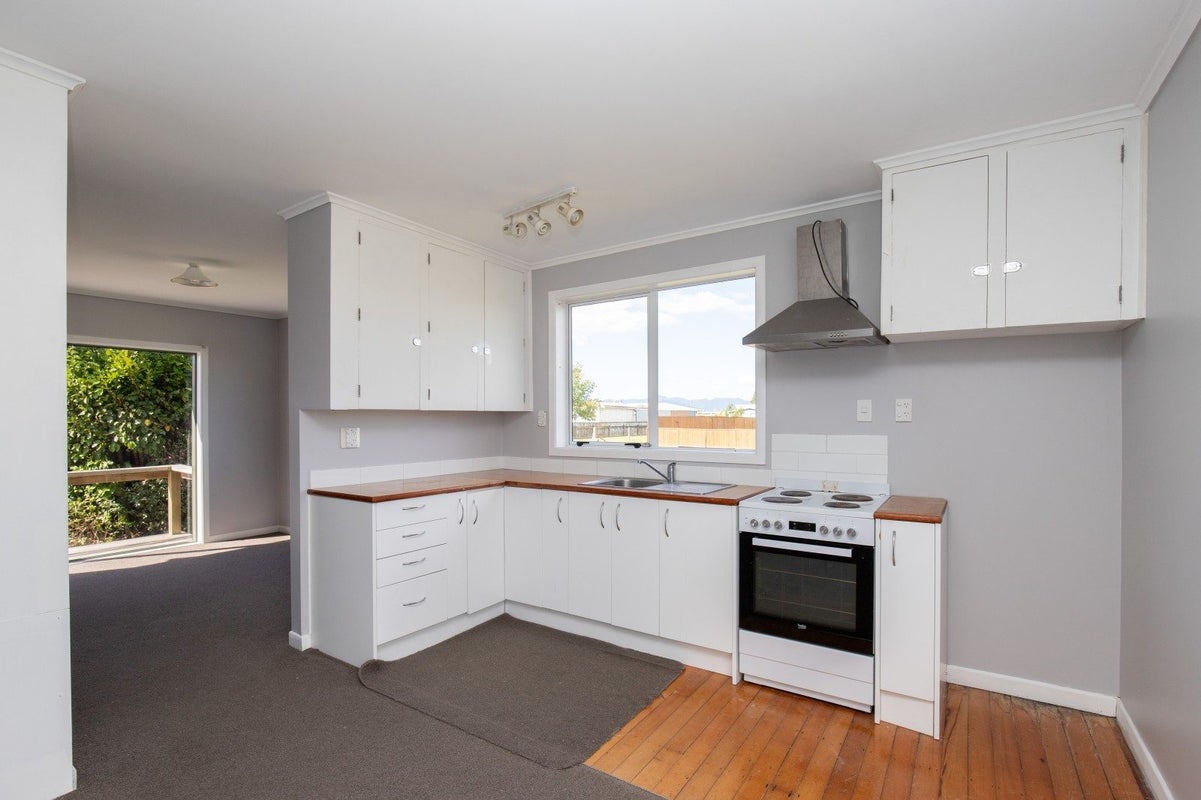 14 Ponui Avenue, Kerepehi, Paeroa - Carousel 2