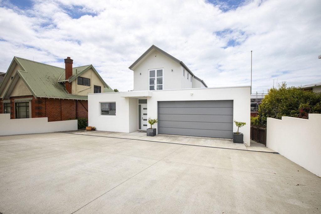21 Evans Street, Maori Hill, Timaru - Carousel 1