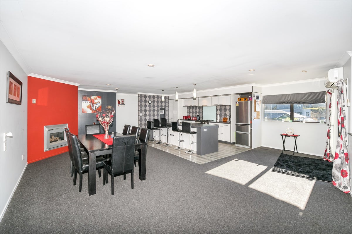 1129 Bank Street, Te Awamutu, Te Awamutu - Carousel 2