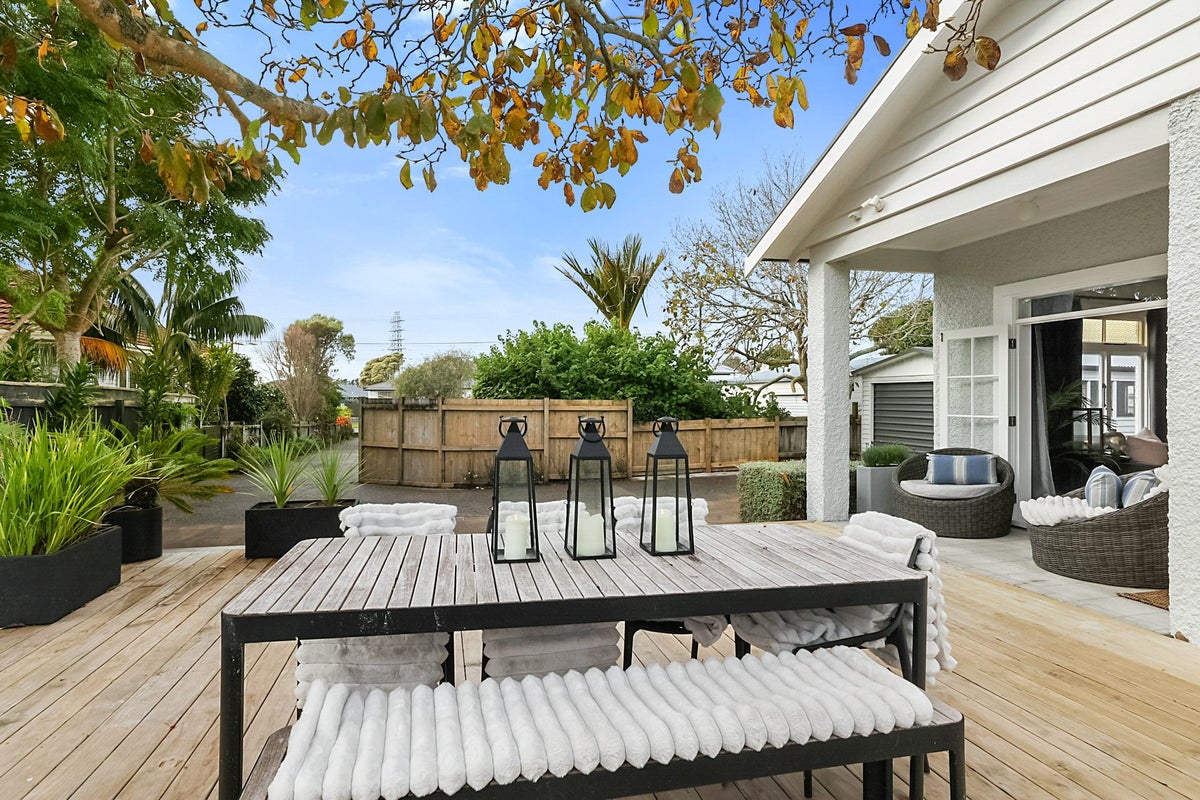 372A Carrington Street, Upper Vogeltown, New Plymouth - Carousel 1