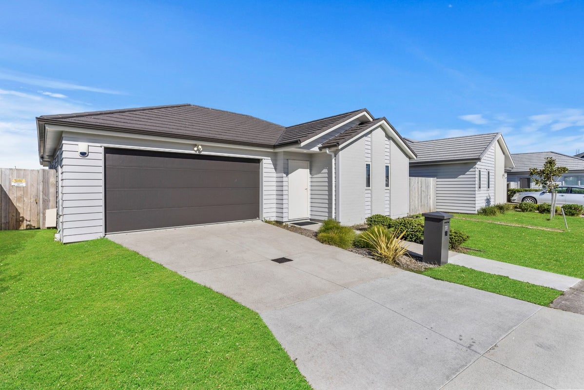 23 Soaring Bird Drive, Takanini, Auckland - Carousel 2