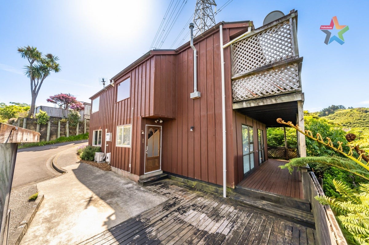24 Matuhi Street, Tirohanga, Lower Hutt - Carousel 2
