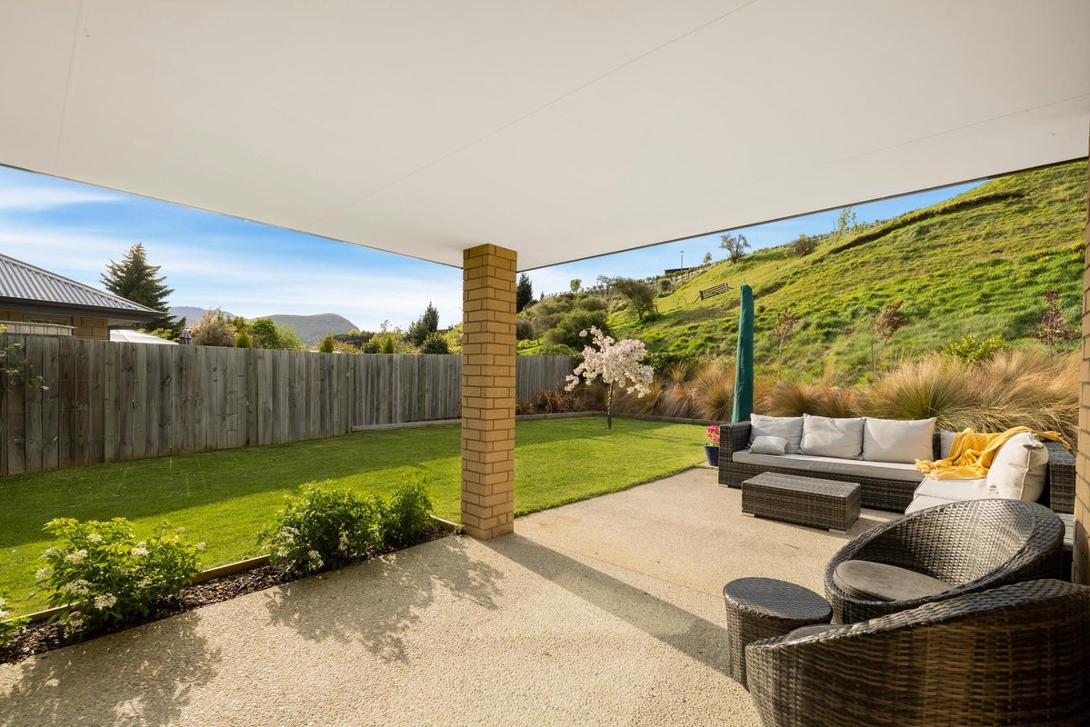 33 Woodstock RD, Lower Shotover, QUEENSTOWN - Carousel 1