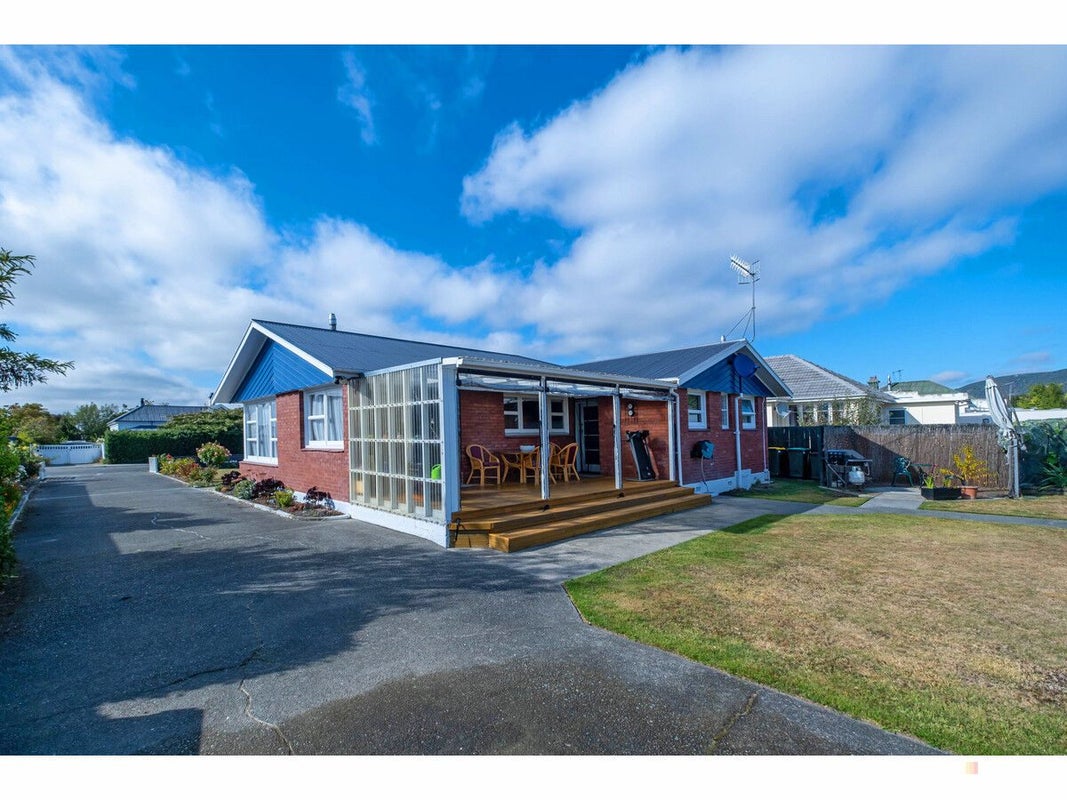 24 Rhodes Street, Waimate, Waimate - Carousel 2