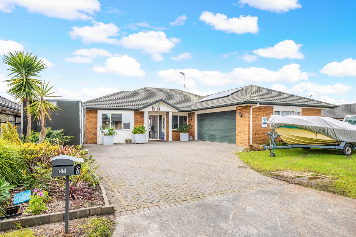 81 Waimahia Avenue, Weymouth, Auckland - Carousel 2