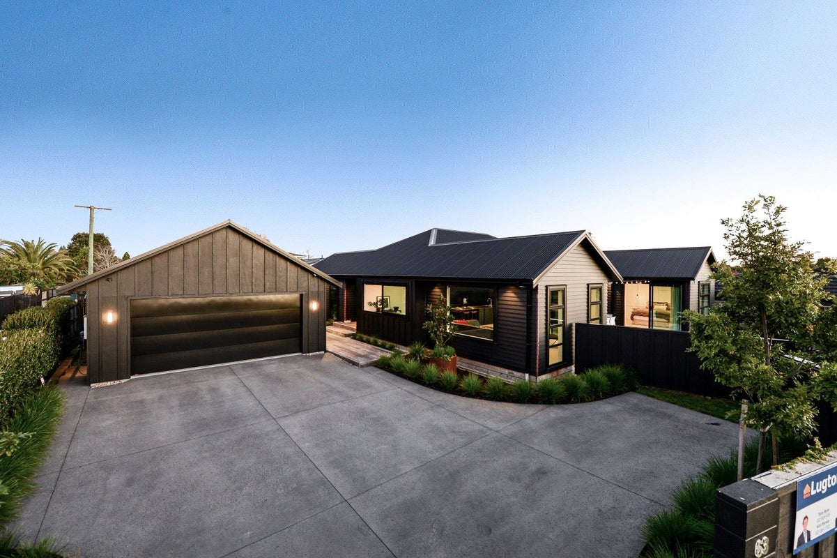 63 St Andrews Terrace, St Andrews, Hamilton - Carousel 2