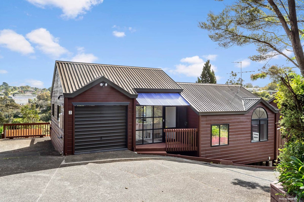 2/41 Howard Road, Northcote, Auckland - Carousel 1