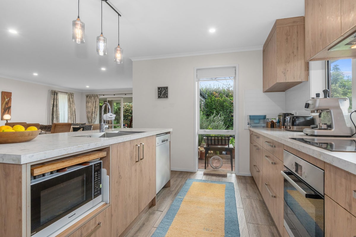 10 Maru Lane, Kamo, Whangarei - Carousel 2
