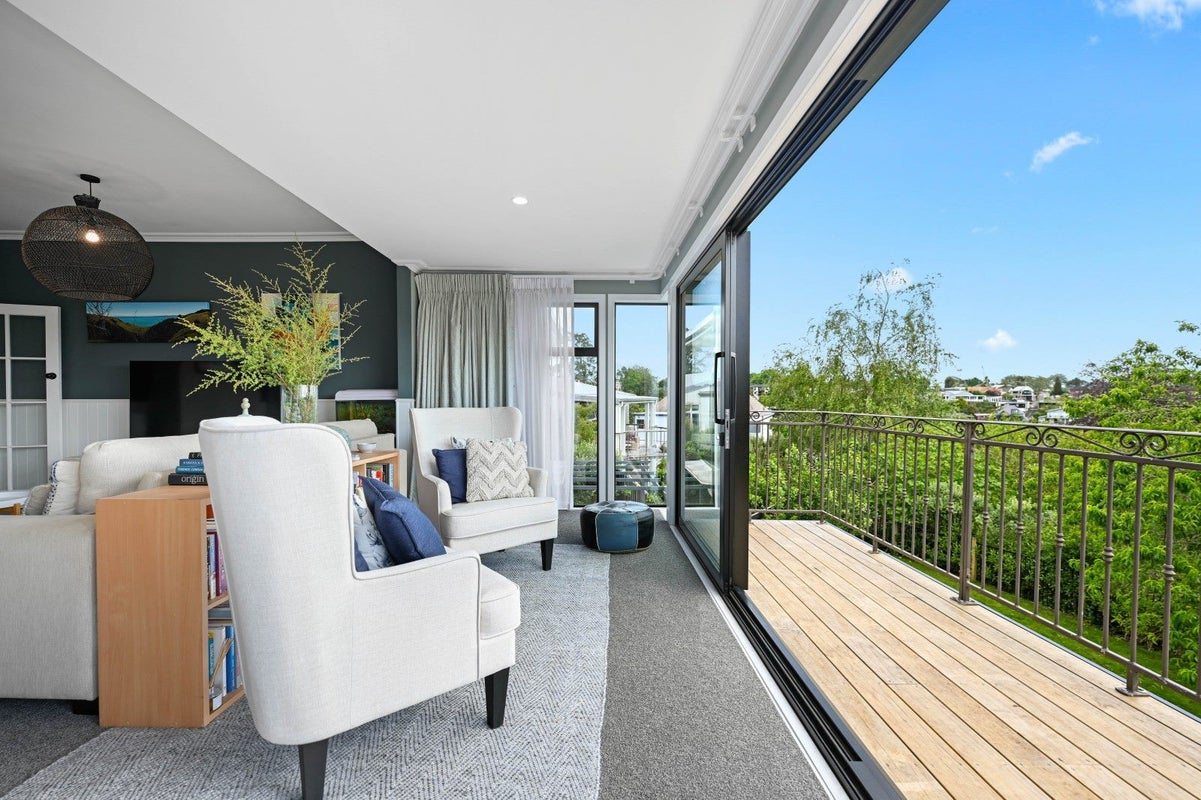3 Riverview Terrace, Fairfield, Hamilton - Carousel 1