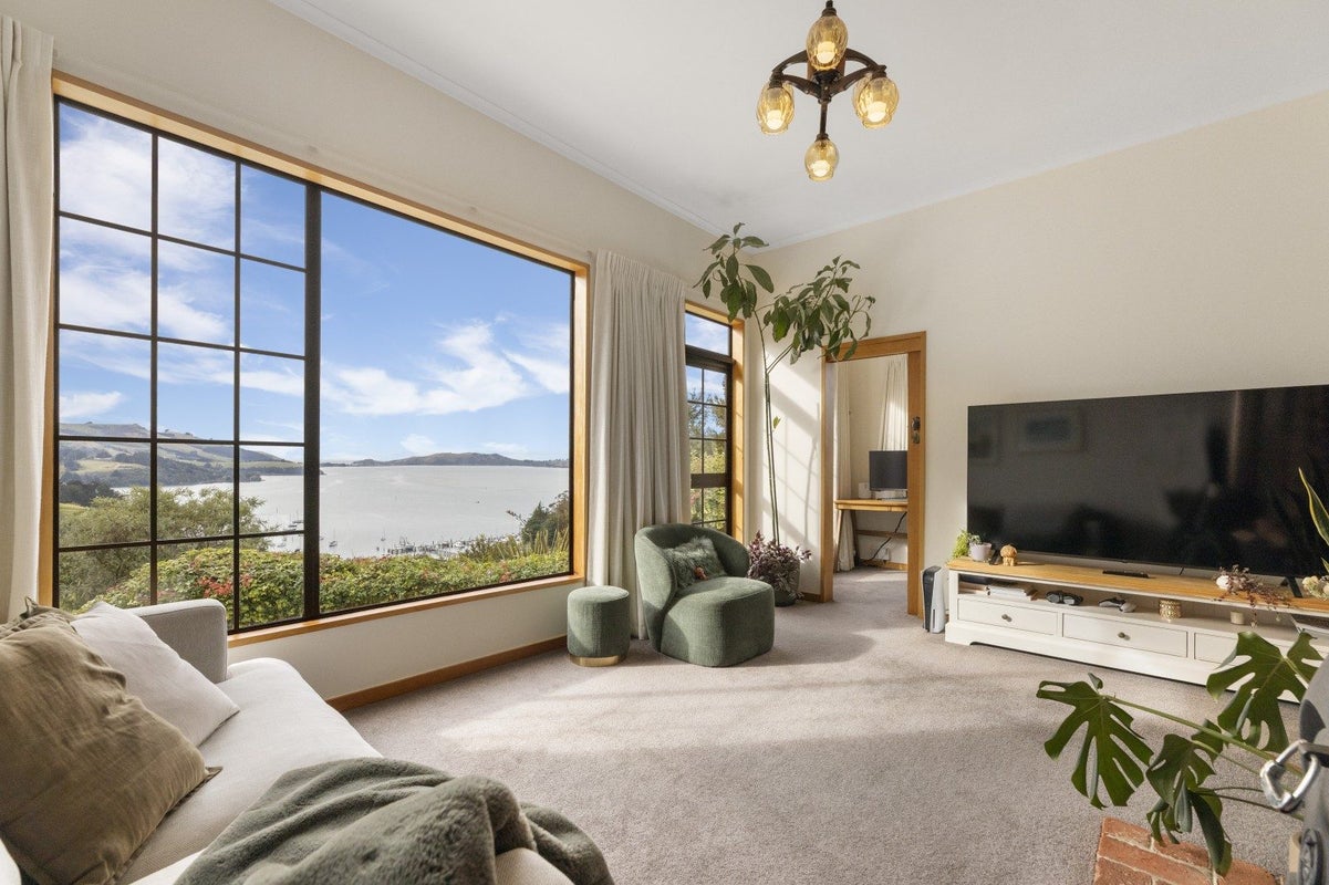 16, 18 and 20 Coombe Hay Terrace, Careys Bay, Dunedin, Otago - Carousel 2