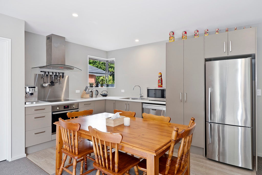 2/121 Waltham Road, Sydenham, Christchurch - Carousel 2