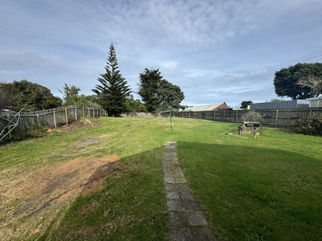 15 Manuka Street, Otaki Beach, Otaki - Carousel 8