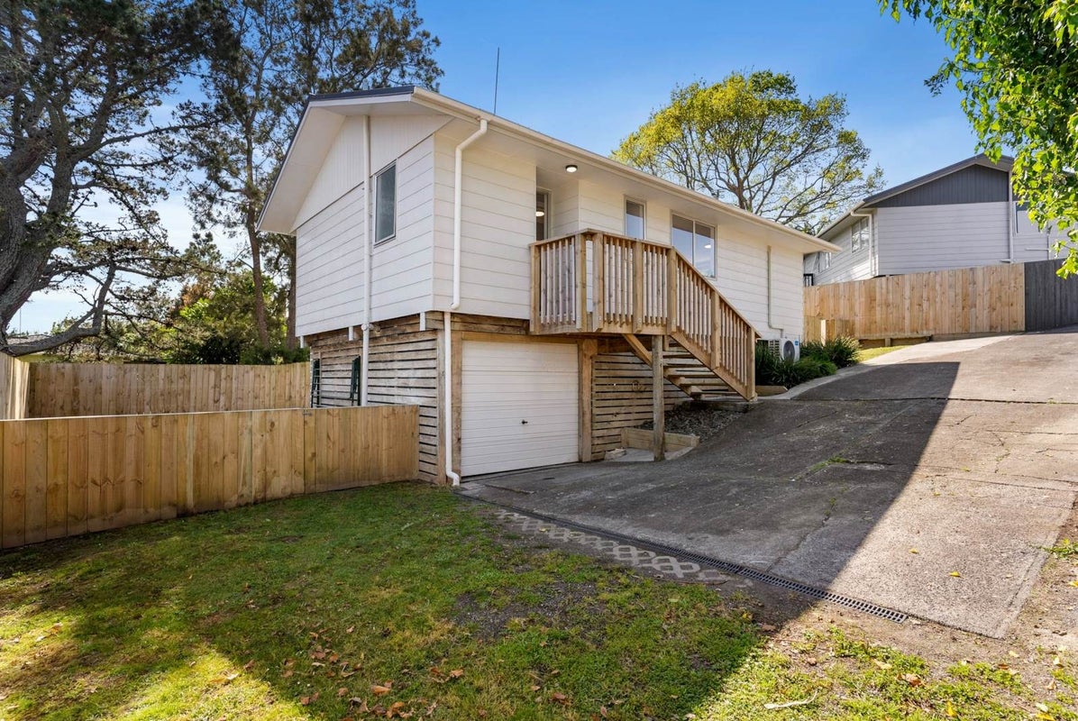 2/63 Rosier Road, Glen Eden, Auckland - Carousel 1