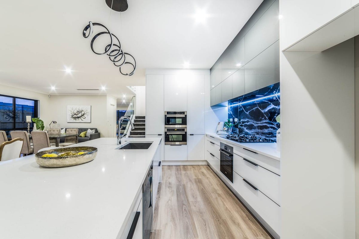 66 Mettam Drive, Swanson, Auckland - Carousel 2