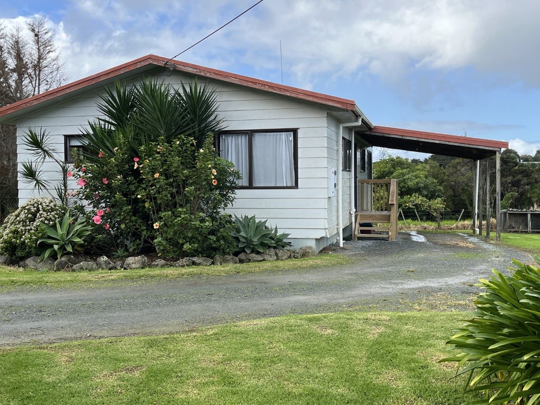 1347 Whangarei Heads Road, Whangarei - Carousel 1