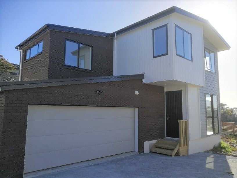 14 Seafarer Crescent, Stanmore Bay, Whangaparaoa - Carousel 1