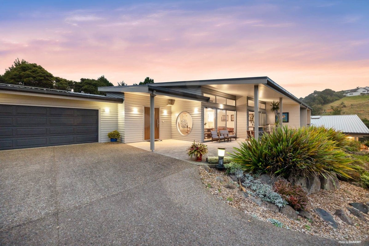 612 Ponga Road, Papakura - Carousel 2