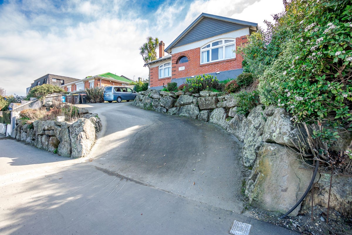 112 Evans Street, Waimataitai, Timaru - Carousel 1