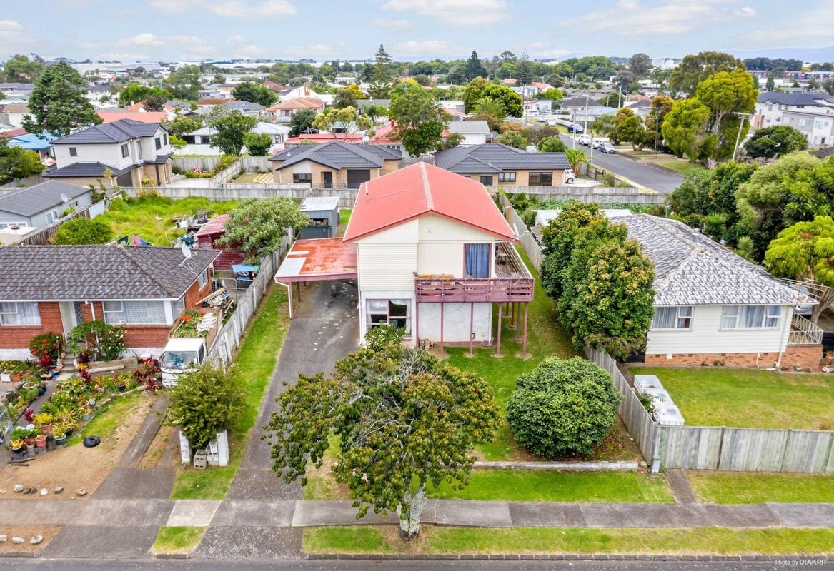 20 Cape Road, Mangere, Auckland - Carousel 18