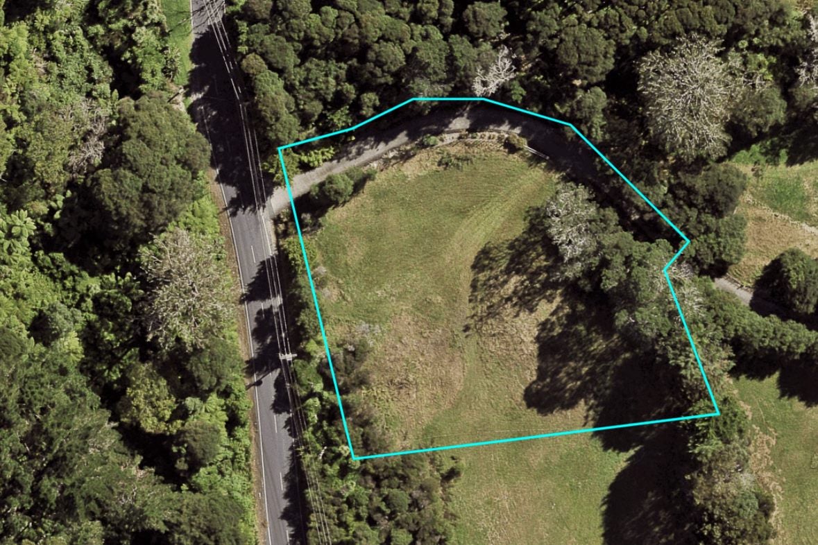 228 Birdwood Road, Massey, Auckland - Carousel 1