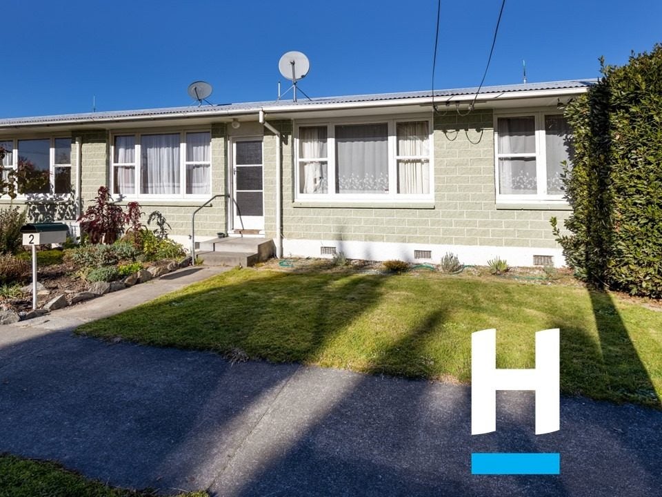 2/1 Ward Street, Springlands, Blenheim - Carousel 1
