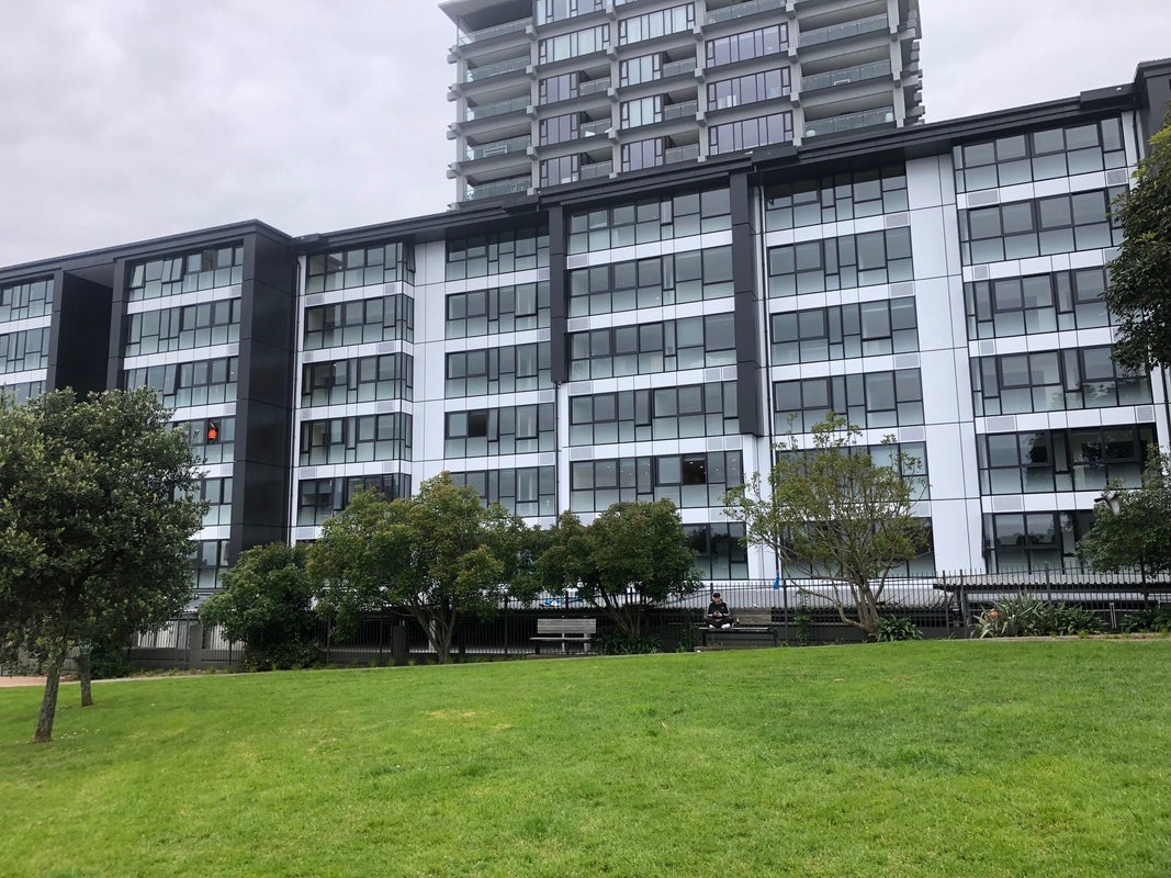 2M/16 Burton Street, Grafton, Auckland - Carousel 2