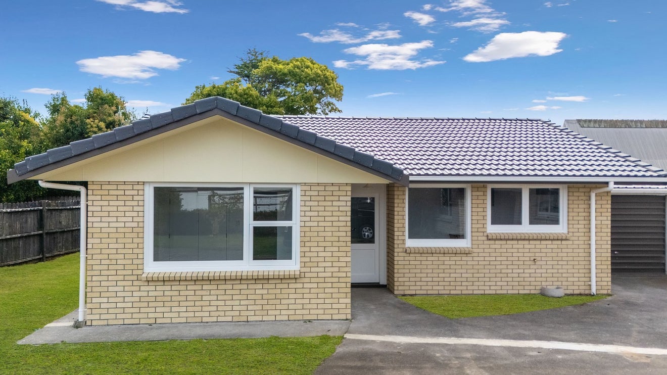 1/5 Carolyn Street, Papatoetoe, Auckland - Carousel 1