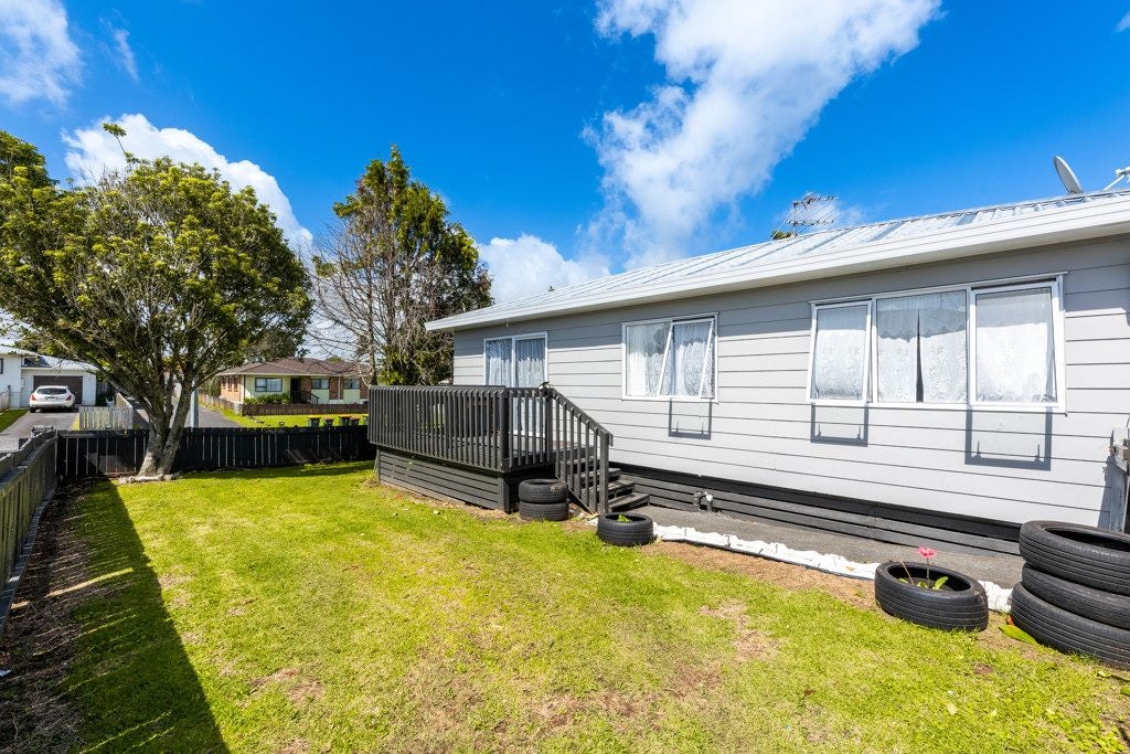 1/8 ORATU PLACE, Manurewa, Auckland - Carousel 1