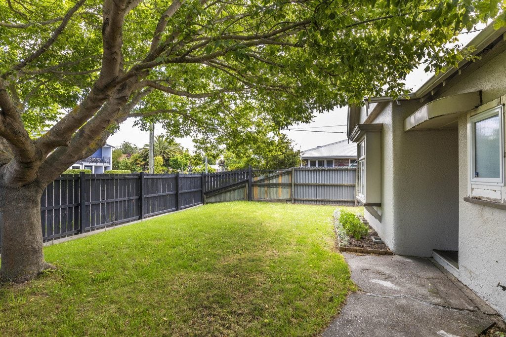 2/419 Gloucester Street, Linwood, Christchurch - Carousel 2