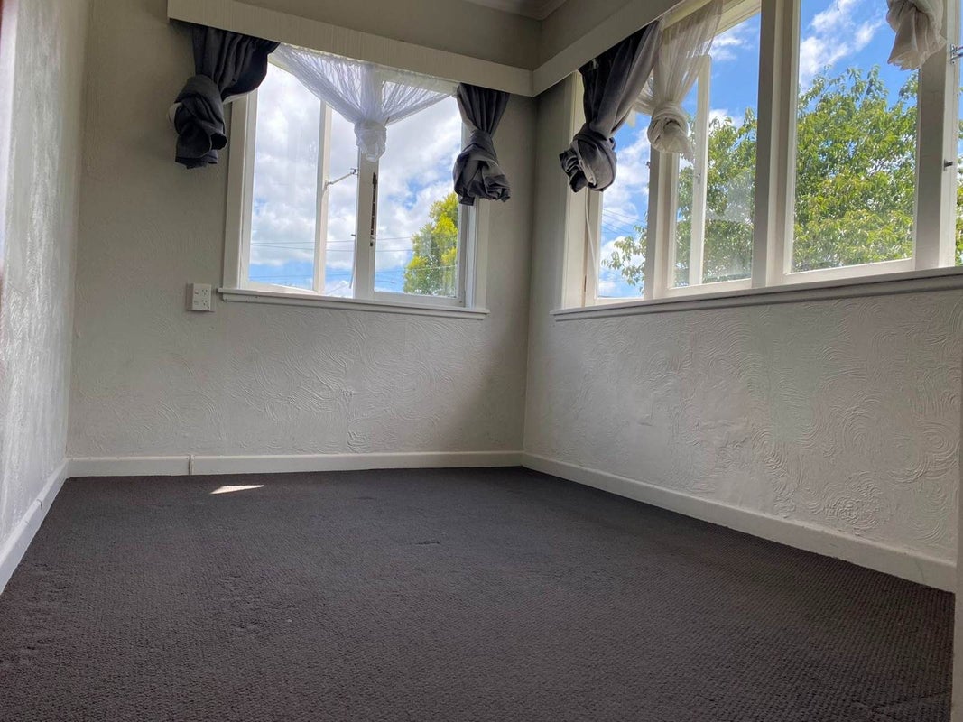 50 Te Koa Road, Panmure, Auckland - Carousel 2