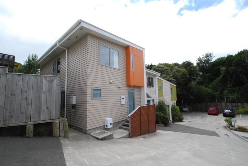 1/2 Chelmsford Street, Ngaio, Wellington - Carousel 1