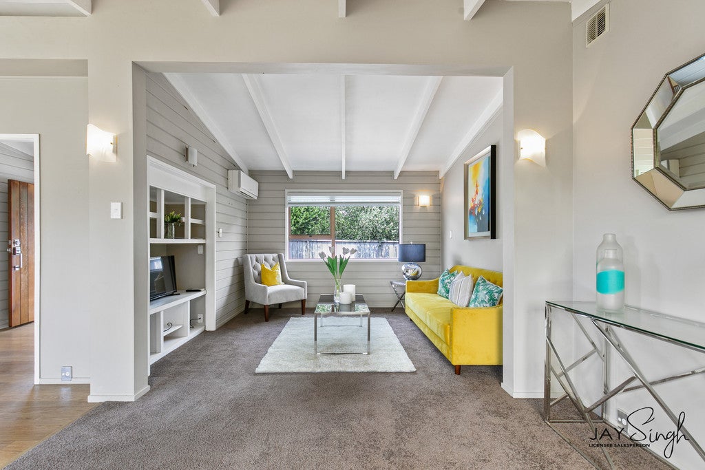 7 Monument Road, Papakura - Carousel 2
