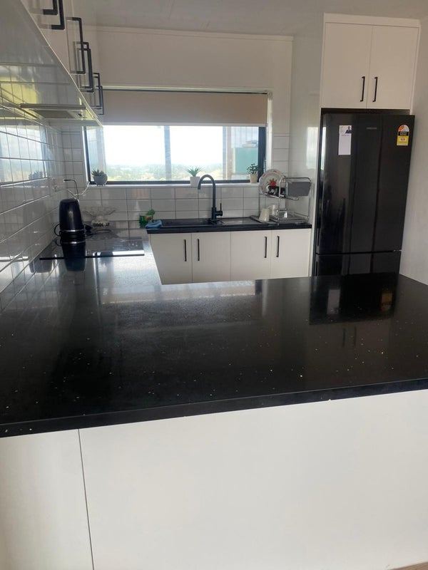 2/10 Charisma Place, Randwick Park, Auckland - Carousel 2