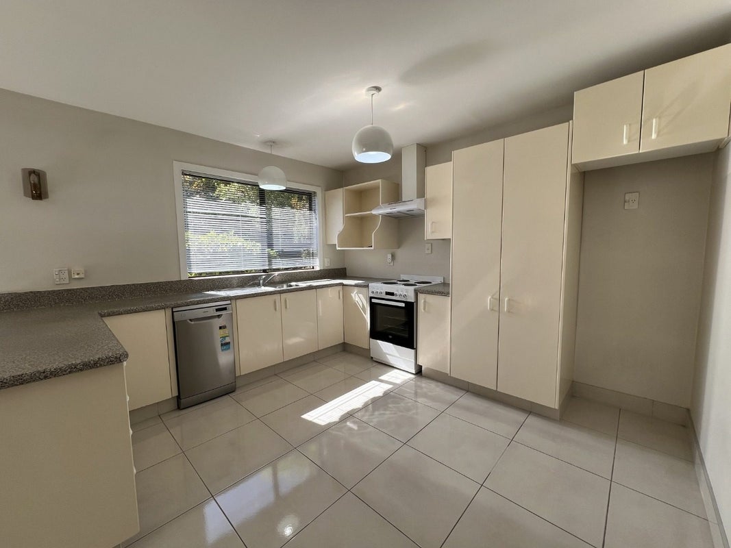 8 Rowley Avenue, Hoon Hay, Christchurch - Carousel 2