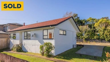 71 Santiago Crescent, Unsworth Heights, Auckland - Carousel 1