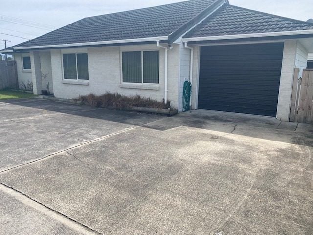 35 Raumati Road, Raumati Beach, Paraparaumu - Carousel 18