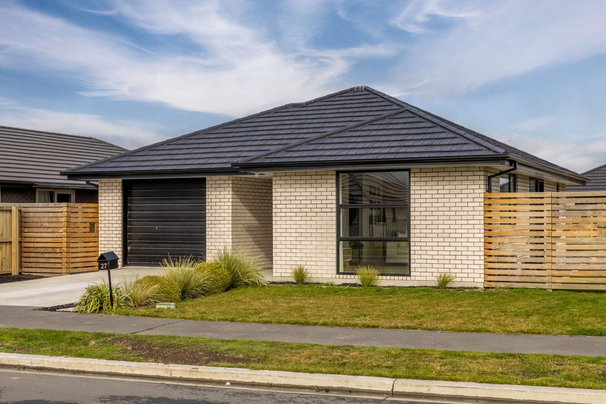 27 Loch Tanna Way, Yaldhurst, Christchurch - Carousel 2