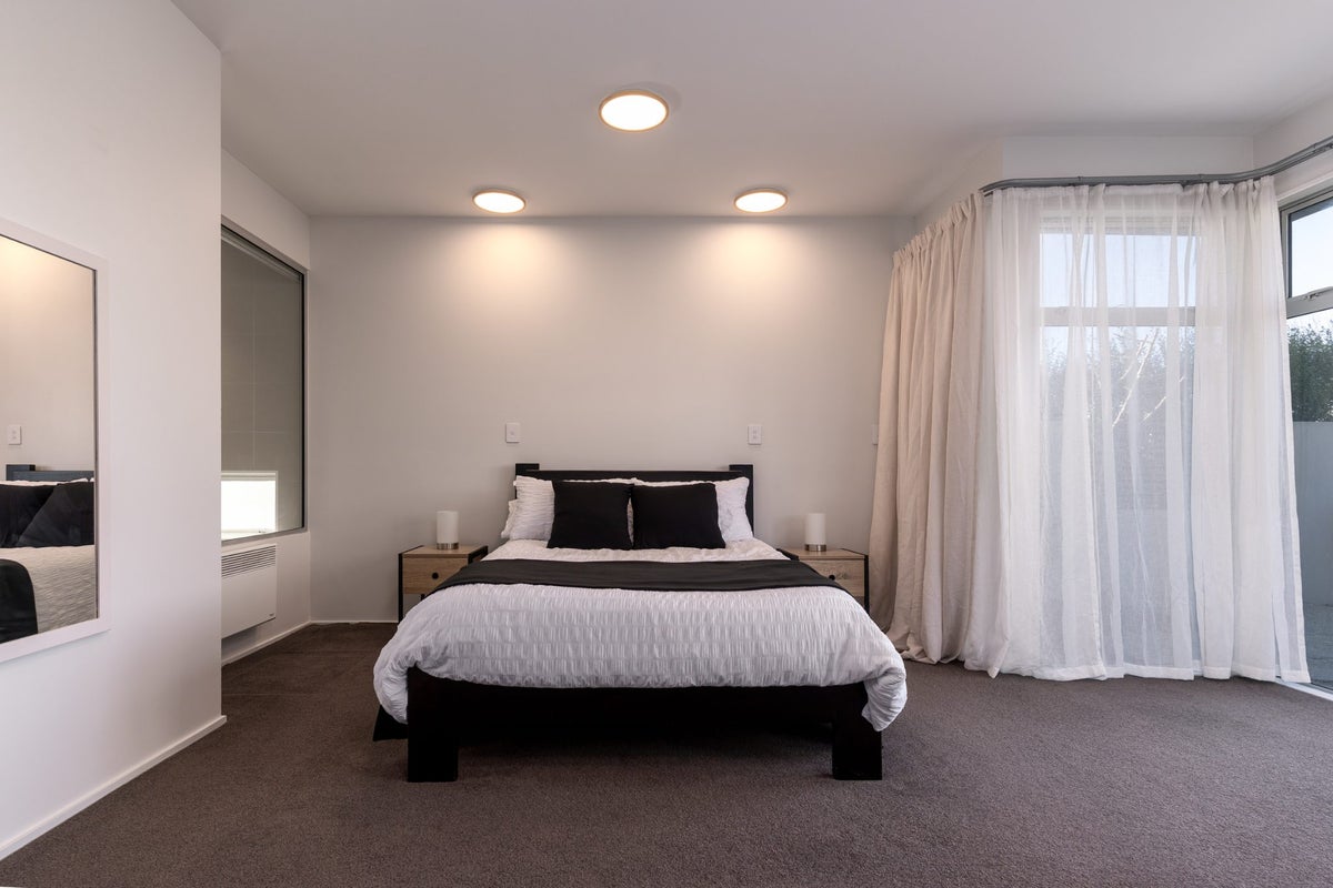 7/6 Harts Creek Lane, Northwood, Christchurch - Carousel 2