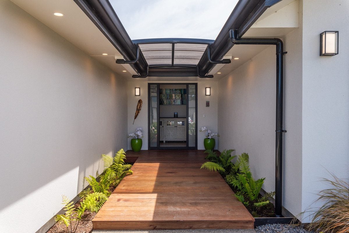 99 The Drive, Paraparaumu Beach, Paraparaumu - Carousel 2