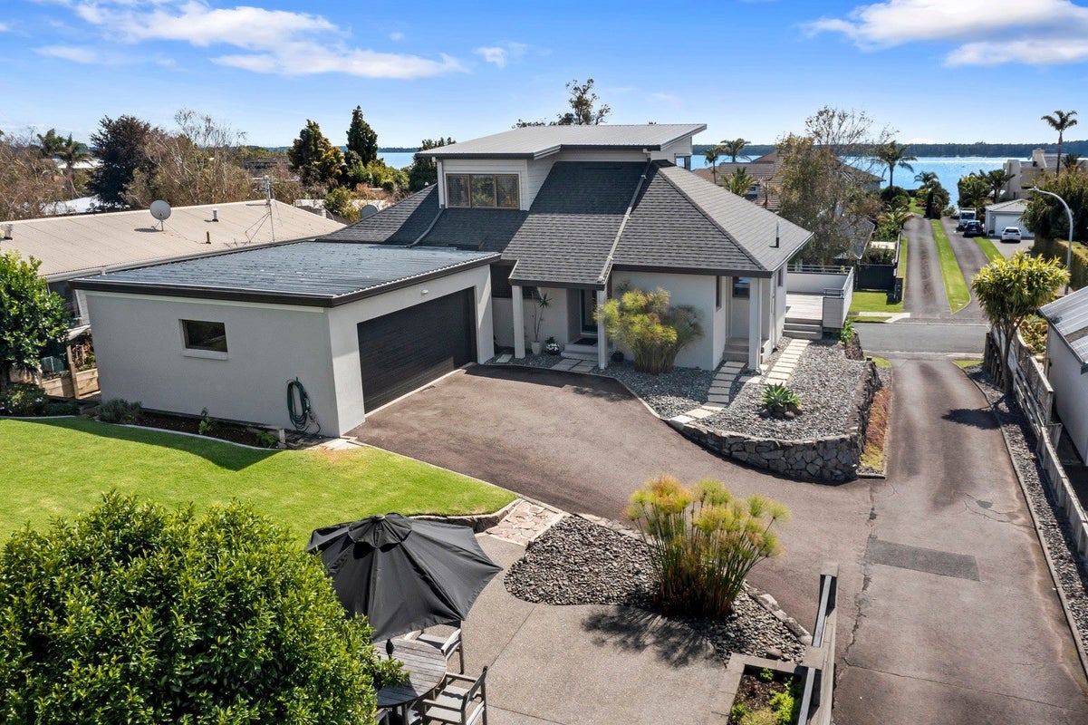 34 Pah Street, Matua, Tauranga - Carousel 1