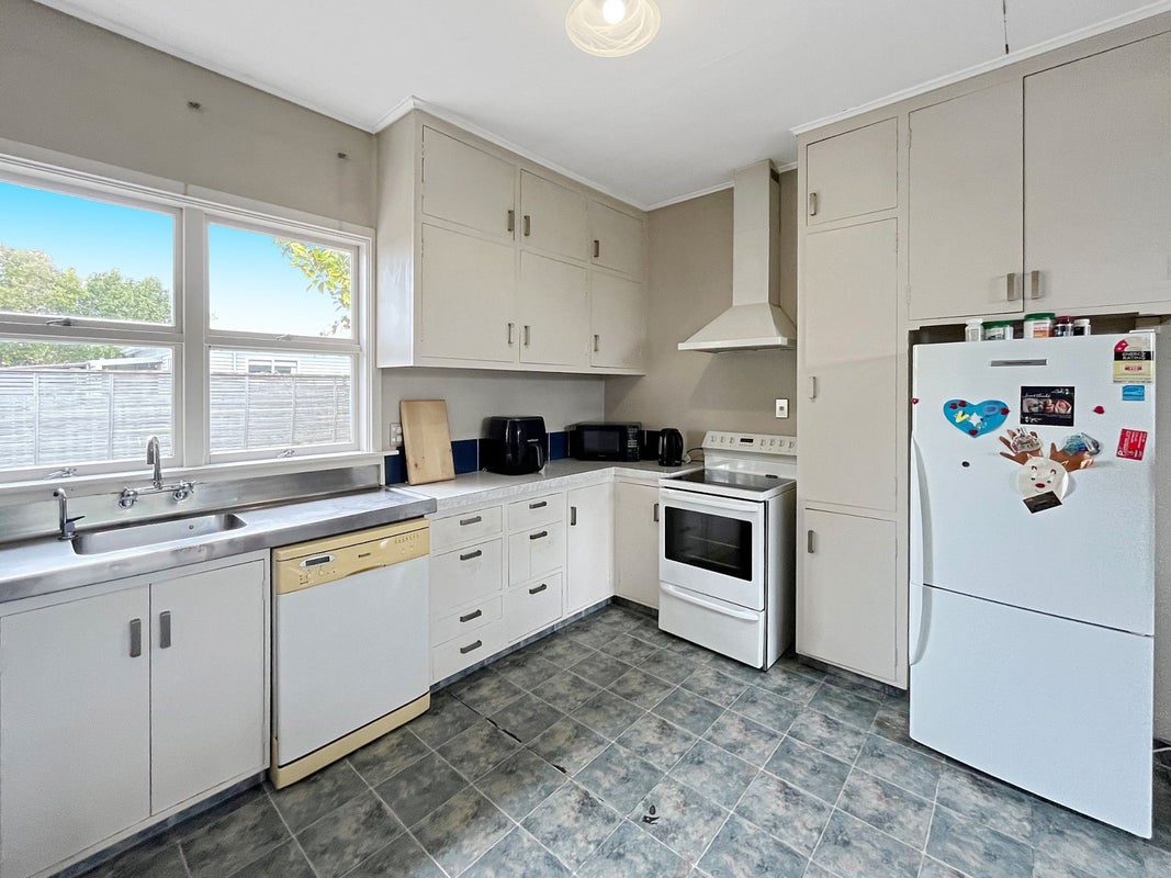 24 Eton Street, Hampstead, Ashburton - Carousel 2