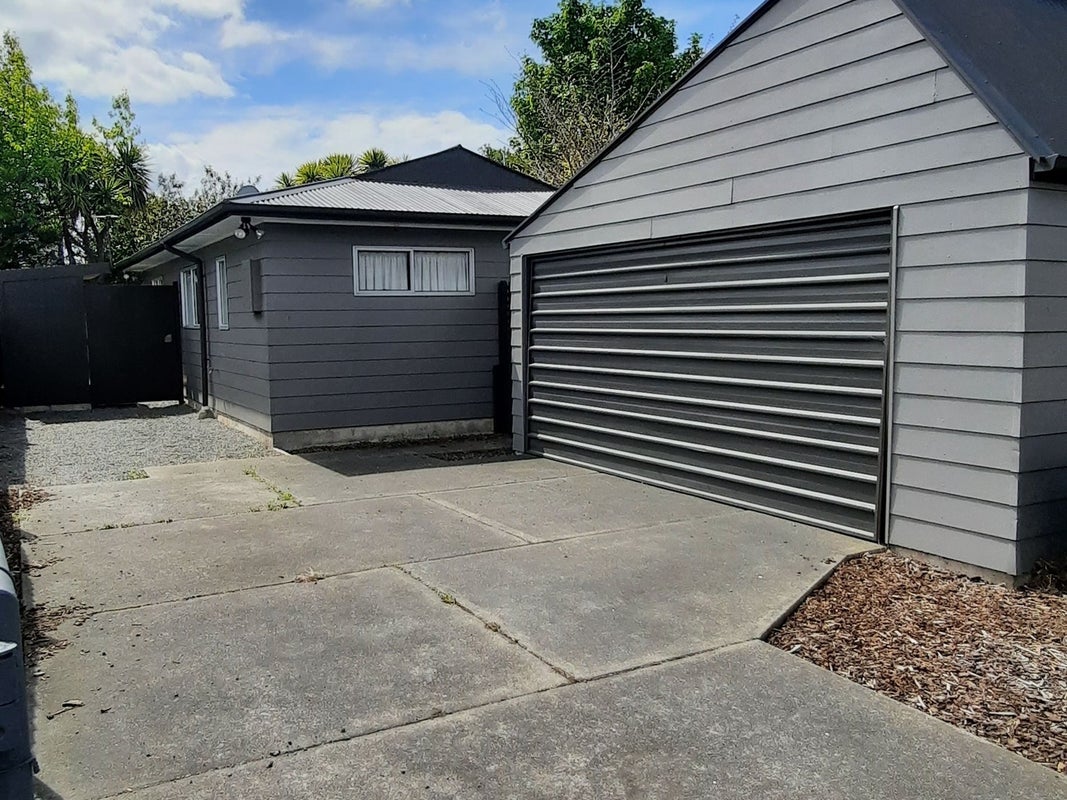 11 Hutcheson Street, Sydenham, Christchurch - Carousel 1