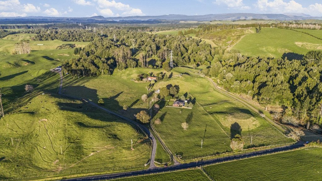 216 Penny Road, Hamurana - Carousel 1