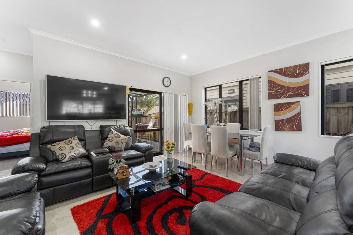 7C Paton Avenue, Papatoetoe, Auckland - Carousel 2