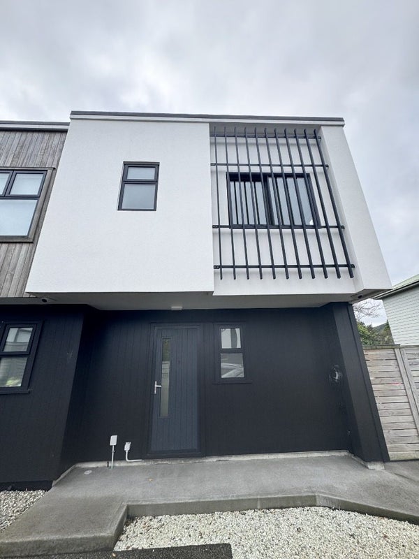 7/338 Oxford Terrace, Avalon, Lower Hutt - Carousel 23